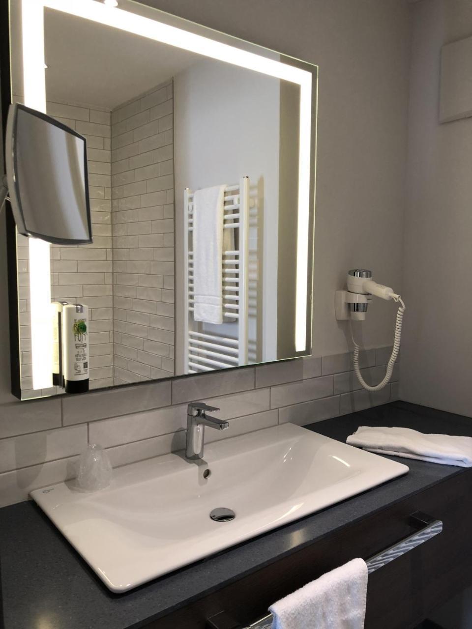 Hotel Smartino Σβέμπις Χαλ Εξωτερικό φωτογραφία