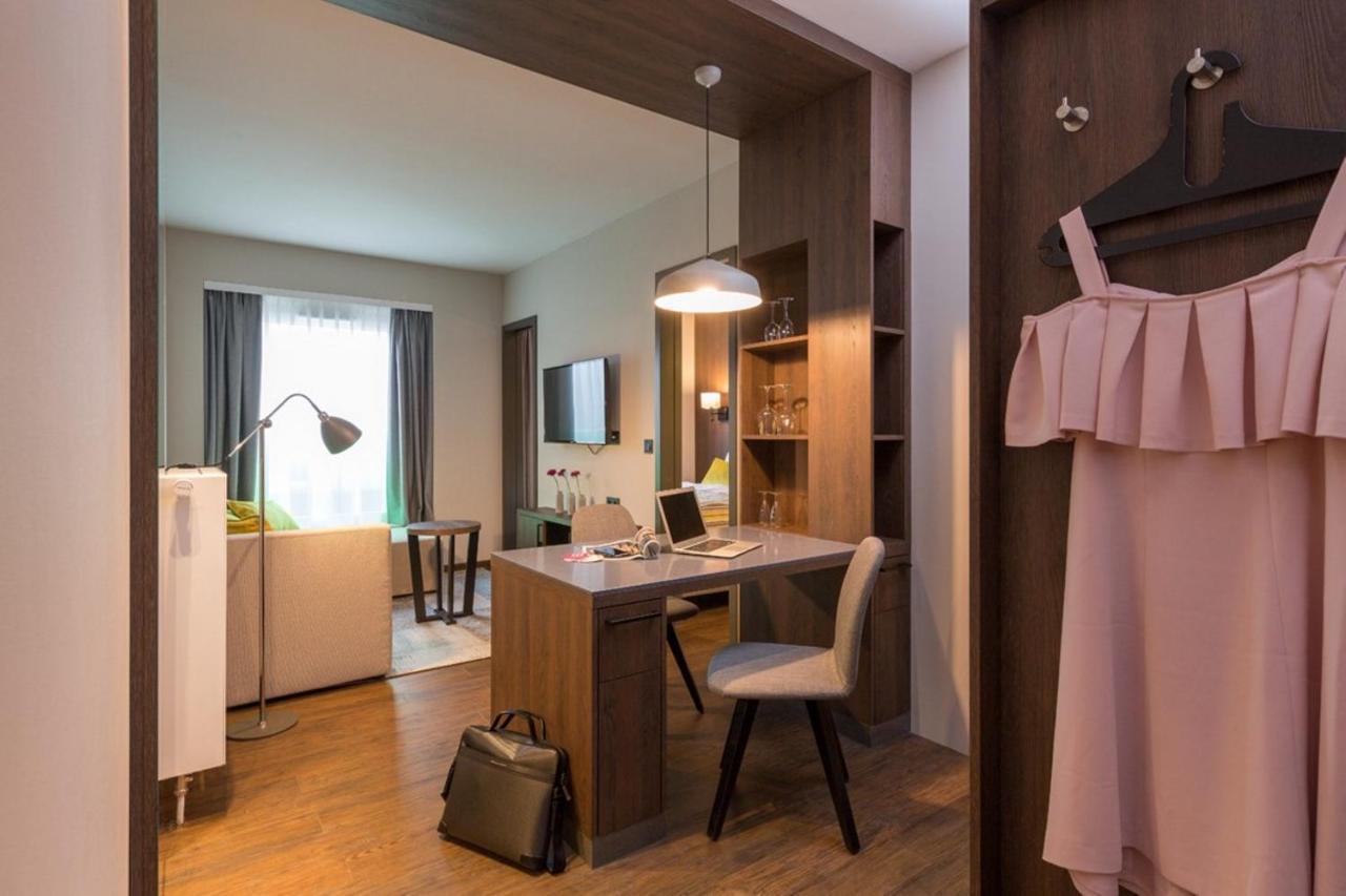 Hotel Smartino Σβέμπις Χαλ Εξωτερικό φωτογραφία