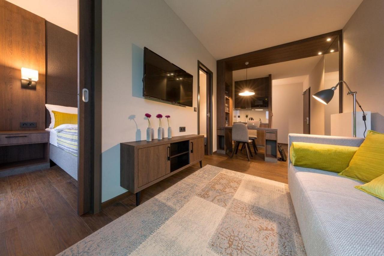 Hotel Smartino Σβέμπις Χαλ Εξωτερικό φωτογραφία